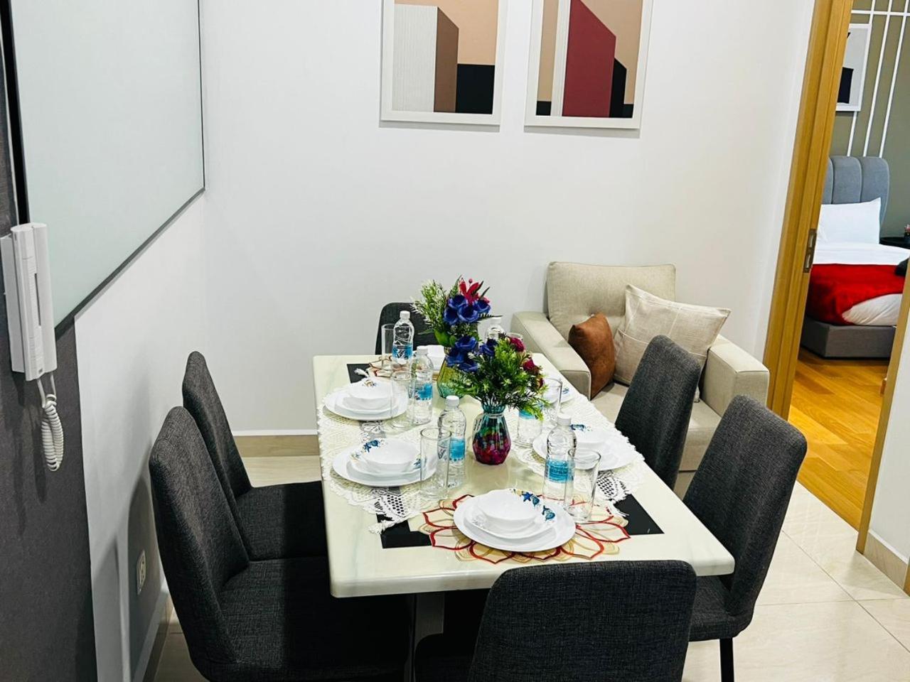 The Luxe Colony Klcc By Sky Pool Apartment Kuala Lumpur Exterior photo